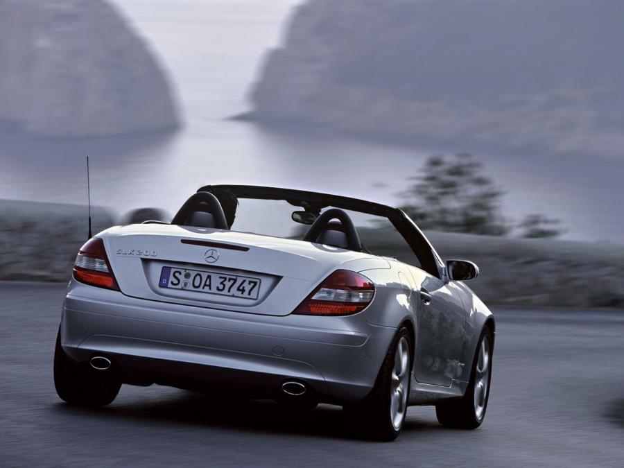  Mercedes-Benz SLK350 2005 года  (фото 100 из 103)